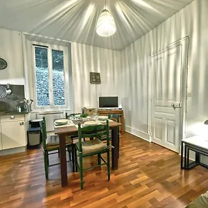 Calme, Proche Des Thermes Et Des Commerces Vals-les-Bains